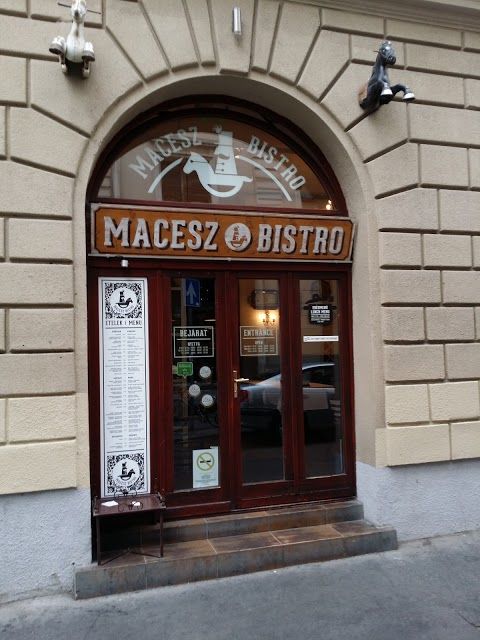 Macesz Bistro